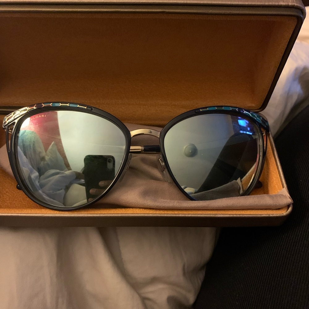 Bvlgari glasses good condition case available